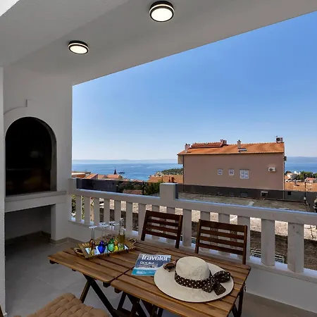 Luka's View Apartmán