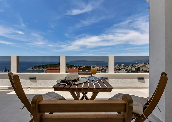 Luka's View * Makarska