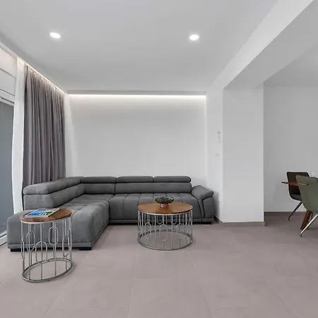 Luka's View Apartment *