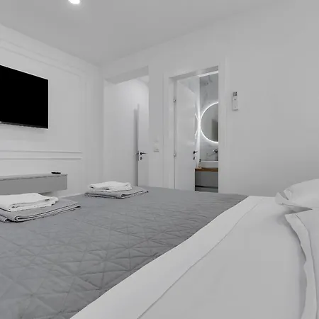 Luka's View Apartment *