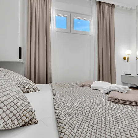 Luka's View Apartment *