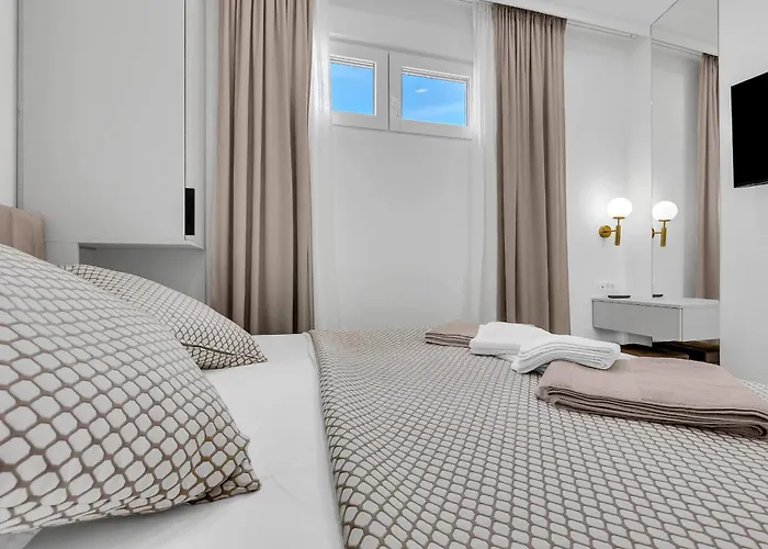 Luka's View Апартаменти *