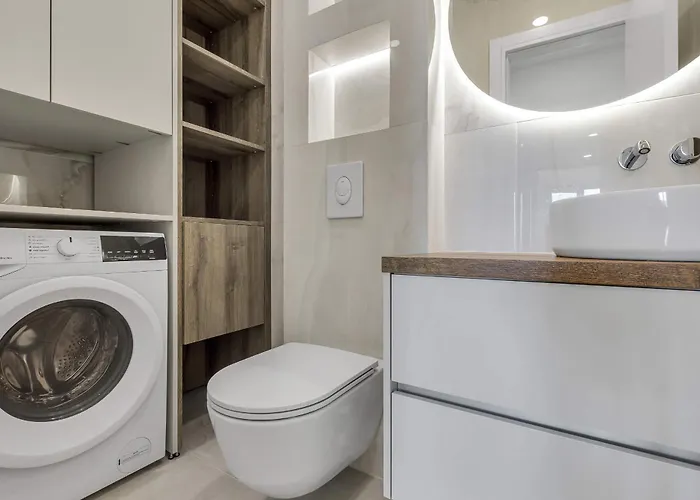 Luka's View Апартаменти Макарська