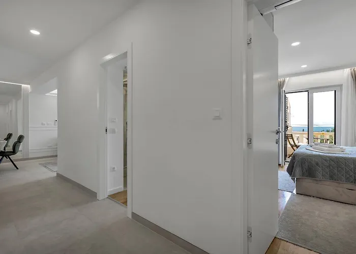 Luka's View Макарска